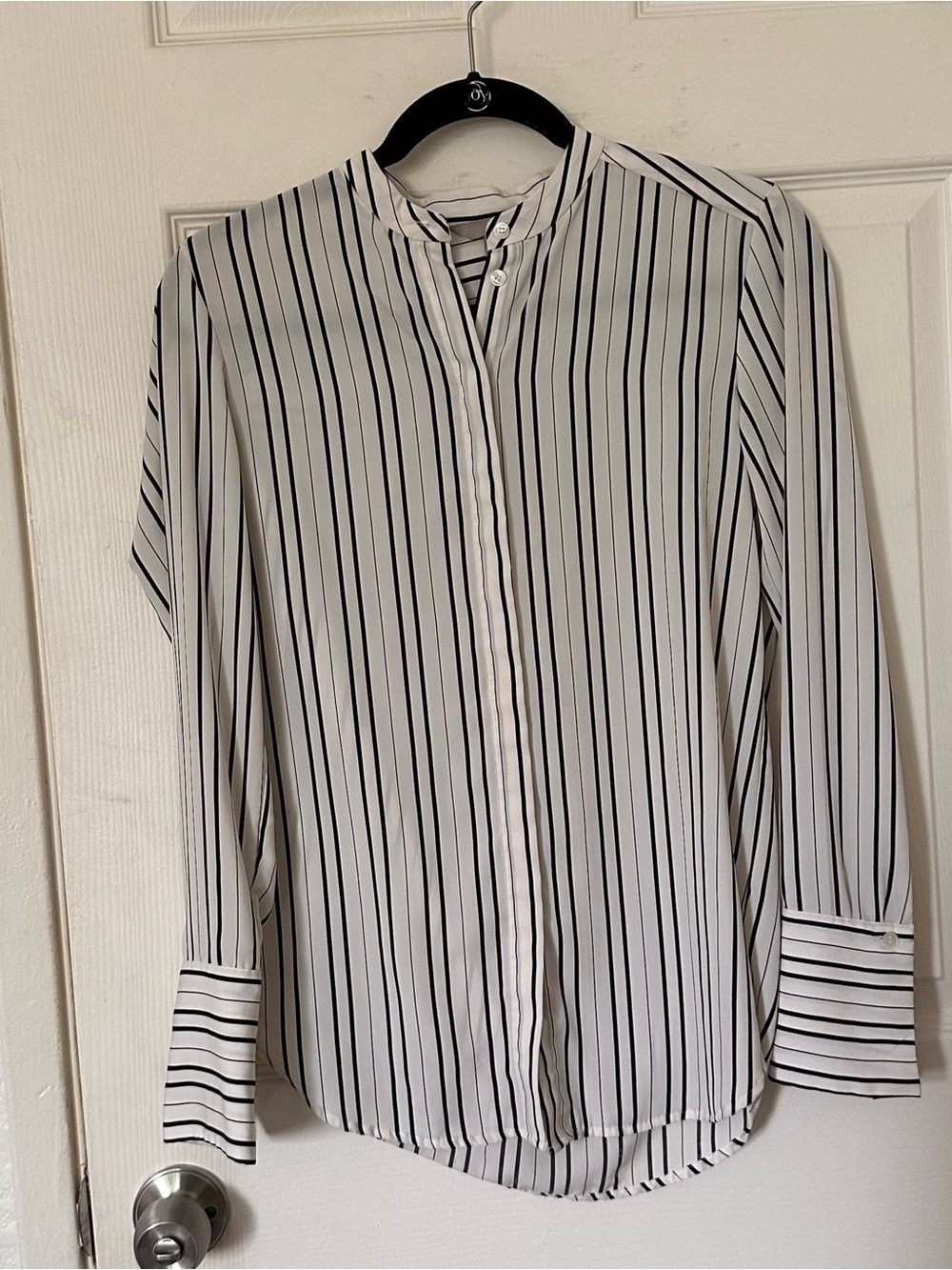 H&M White Button-Down Shirt with Black Vertical Stripes